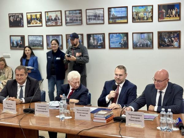 Д.Н.Чернышенко в Казахстанском филиале МГИМО
