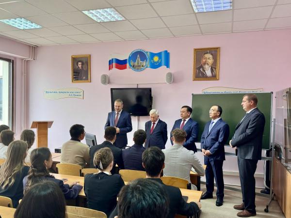 Д.Н.Чернышенко в Казахстанском филиале МГИМО