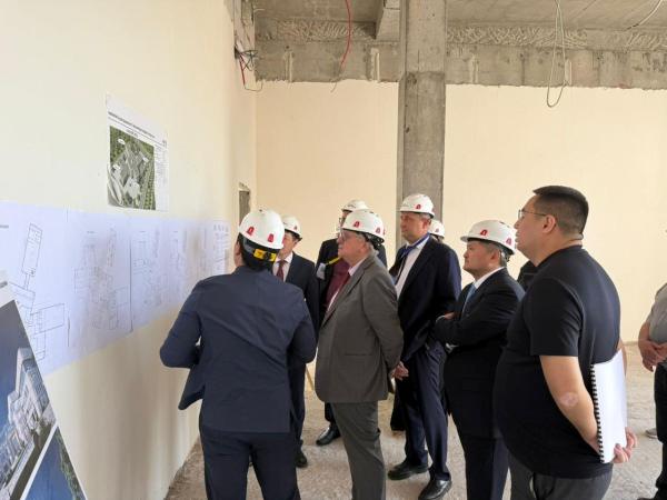 С.Нурбек и А.В.Торкунов посетили строящееся здание МГИМО-Астана